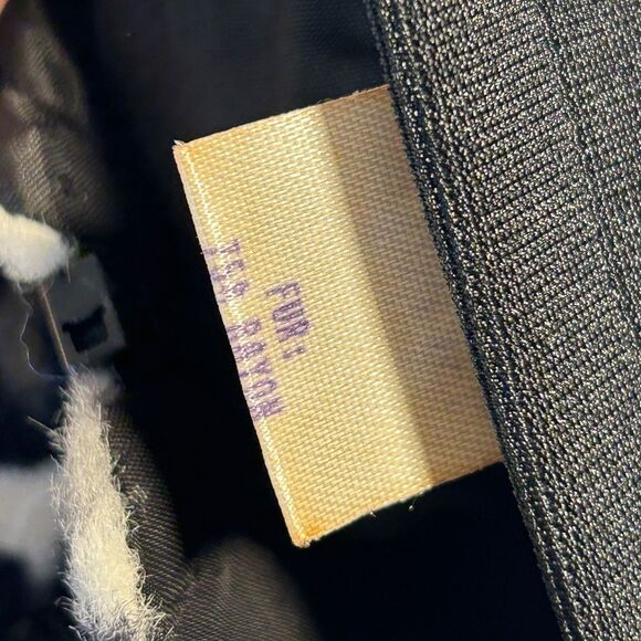 HENRI BENDEL LADIES VEST XS BLACK WHITE GREY VTG FAUX fur animal print 90s - Picture 5 of 10